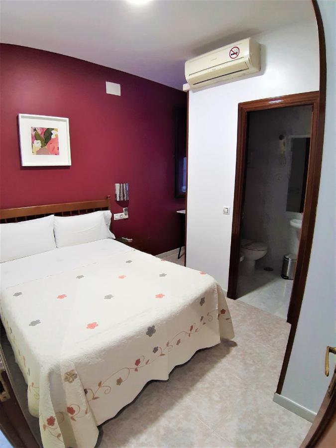 Hostal Dulcinea Madrid Kültér fotó