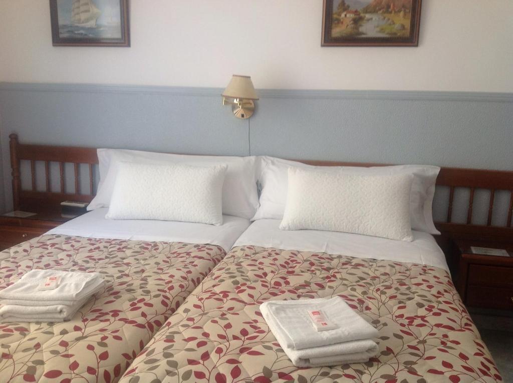 Hostal Dulcinea Madrid Szoba fotó
