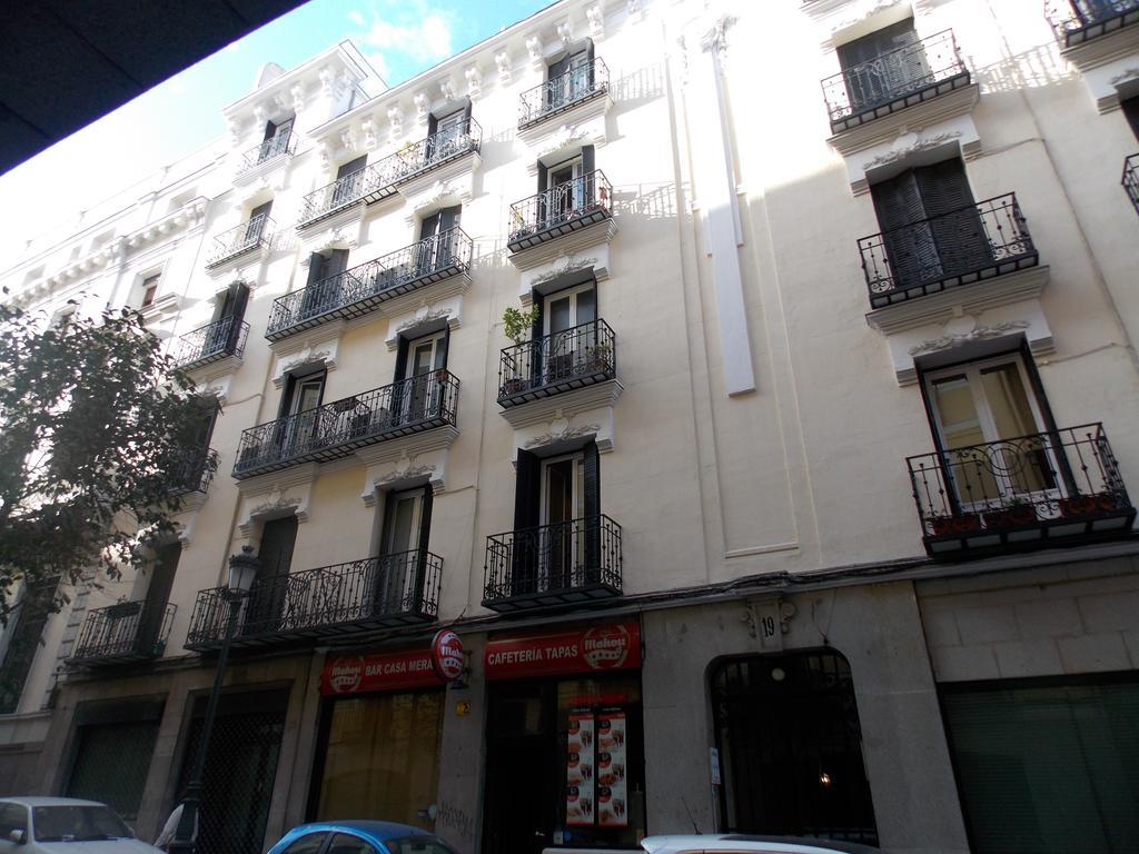 Hostal Dulcinea Madrid Kültér fotó